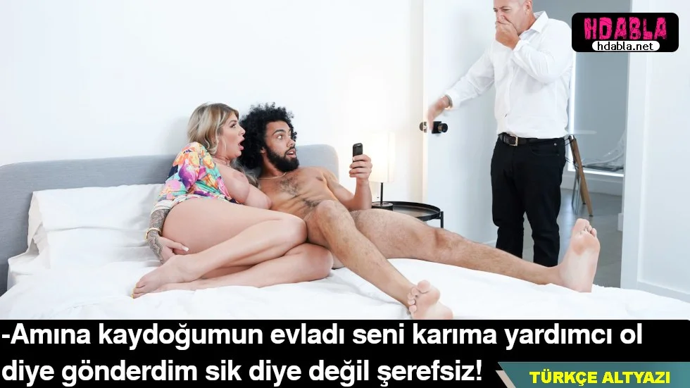 Ablam telefonda meşgulken onu izlerken siki sıvazladım.