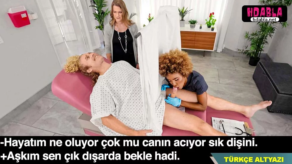 Spor yaparken annemin kabak gibi şekilli poposuna dokundum ve okşadım.