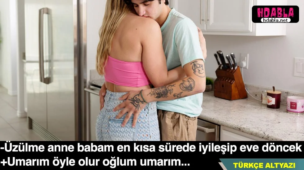 TK, babasının gözetiminde kendi cinsel bölgelerini okşarken yakalandı.