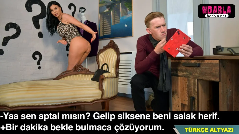 Kahvaltı hazırlığı yaparken kız kardeşimin donunu sıyırıp sapladım.