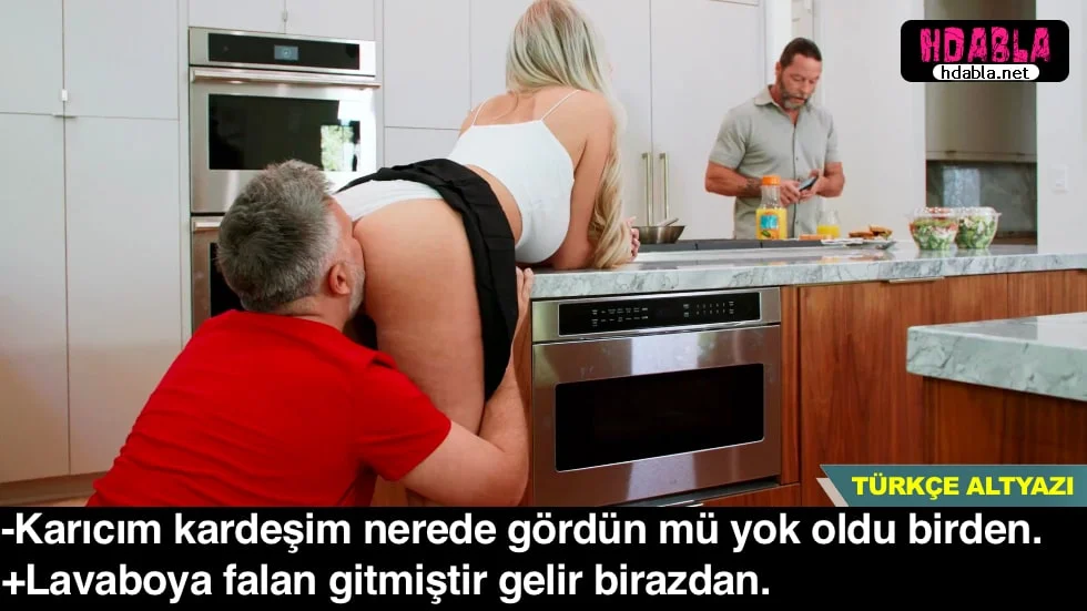 Oğlumla gizli bir ilişkim var, sürekli birlikte oluyoruz ve kendisiyle sık sık JAV izliyoruz.