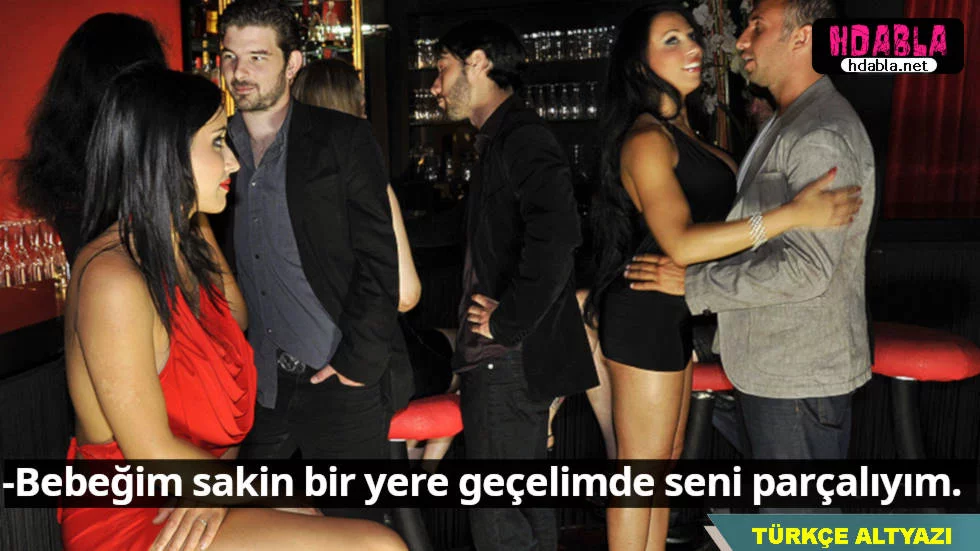 Kayınpeder, oğlunun yanında yeni gelini düdüklerken yakalandı.