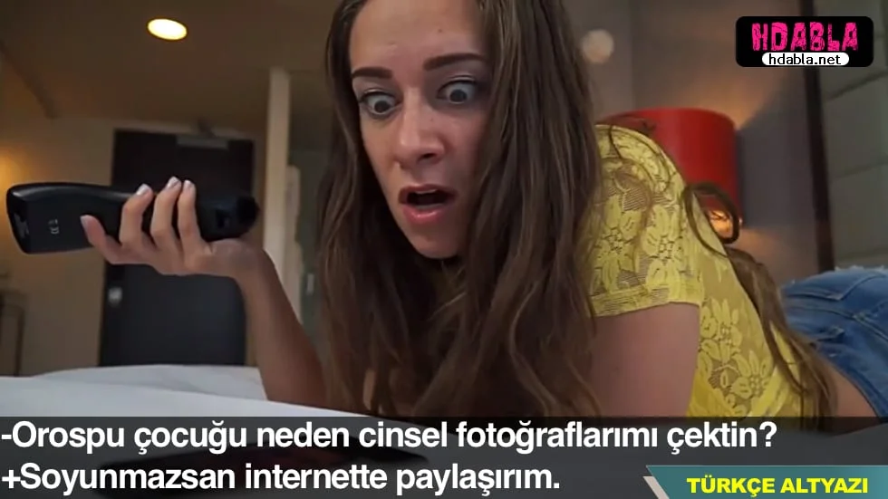 Annem beni uyandırmak için yanıma geldi ve yorganı biraz açınca durumu fark etti.
